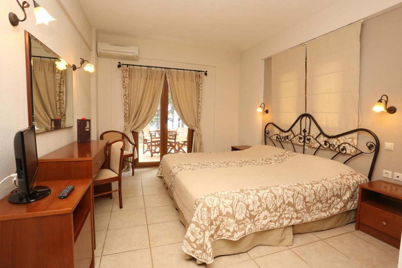 Country Inn Kallithea  Eksteriør billede