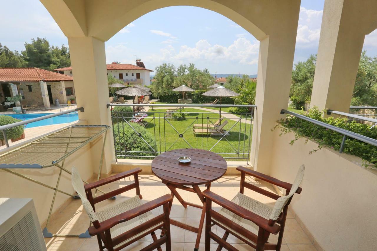 Country Inn Kallithea  Eksteriør billede
